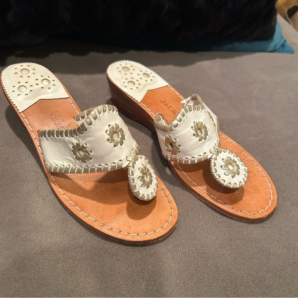 Jack Rogers Shoes - Jack Rogers Hamptons Palm Beach Navajo Thong Sandals US